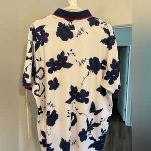 Greyson Clothiers Golf Polo in great condition.